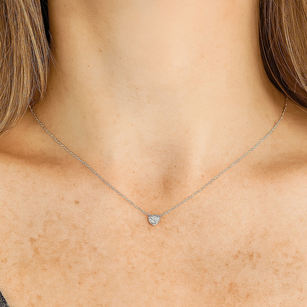 Dainty Heart necklace - Picture 4 of 6